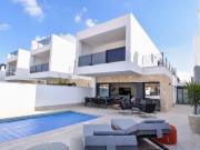 CHALET INDEPENDIENTE EN SAN PEDRO DEL PINATAR