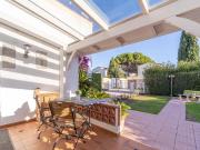 Chalet independiente en venta en Empuriabrava. ¡Tu hogar...