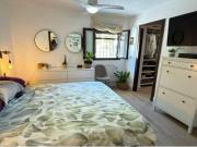 ? Chalet Independiente Reformado en Venta · A un Paso de...