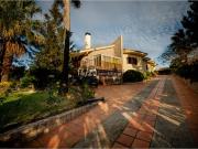 Chalet independiente situado en una de las zonas más...