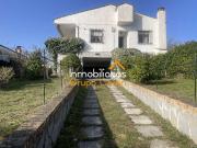 CHALET INDIVIDUAL EN URBANIZACION CON PARQUE, PISCINA Y...