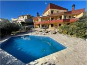 Chalet, L&apos Ampolla