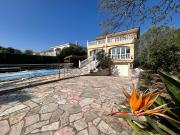 Chalet, L&apos Ampolla