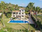 Chalet, Las Lomas, Estepona