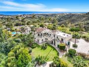 Chalet, Las Lomas, Estepona