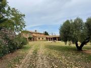 Chalet, Llagostera