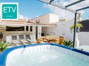 Chalet, Maria de la Salud