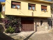 Chalet, Mieres del Camino