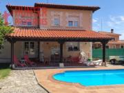 Chalet, Milagros