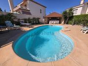 Chalet, Mont Roig del Camp
