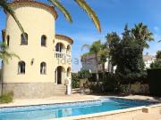 Chalet, Mont Roig del Camp