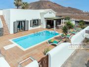 Chalet, Montaña Roja, Yaiza