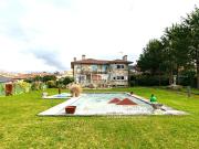 Chalet, Oia, Vigo