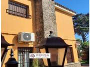 CHALET PAREADO A LA VENTA EN LA ZONA DE EL CARMEN CUATRO...