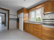 Chalet pareado con piscina