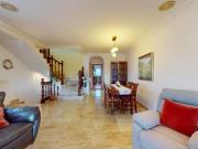 Chalet pareado con piscina privada, amplias terrazas y...