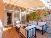 Chalet pareado con vistas panorámicas al mar en Bahía Blava