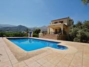 Chalet, Pego