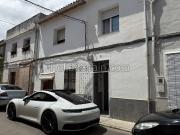 Chalet, Pego