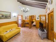 Chalet, Redovan