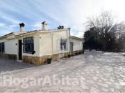 CHALET REFORMADO CON PISCINA, GARAJE Y TERRAZA