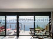 Chalet, Roses