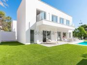 Chalet, Sant Pere de Ribes Chalet, Sant Pere de Ribes