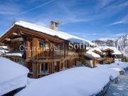 Chalet SJ Situé dans un quartier privé de Courchevel 1850