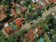 Chalet sobre 2 lotes en Barrio Los Cedros