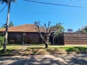 Chalet sobre 2 lotes en Barrio Los Cedros