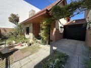 Chalet sobre Avenida Mosconi, sobre lote 357m2