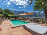 Chalet, Soller