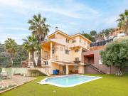 Chalet, Tiana