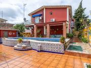 Chalet, Tomares