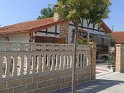 Chalet unifamiliar en una planta en urbanización de...