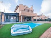 Chalet Venta Arroyomolinos, Zona Europa