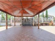 Chalet Venta Dos Hermanas, Entrenúcleos