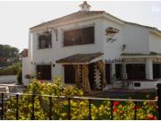 Chalet Venta El Castillo de Las Guardas, El Castillo de...