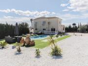 Chalet Venta Llíria, Urbanitzacions La Concòrdia