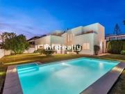 Chalet Venta Marbella, Playa Bajadilla Puertos