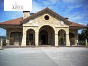 Chalet Venta Noja, Palacio El Arco