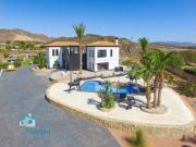 Chalet Venta Pulpí, Pilar de Jaravía