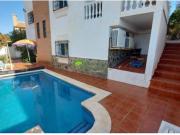 Chalet Venta Torrox, Núcleo