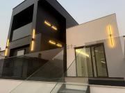 Chalet, Villares de la Reina