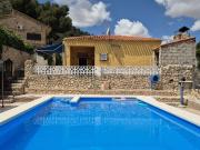 Chalet, Yecla