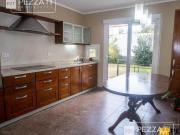 Chalet. Z/ Chauvin. 3 dormitorios. Jardin