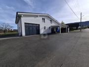 CHALEUREUSE, DANS UN QUARTIER TRANQUILLE