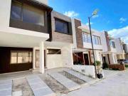 Challuabamba Casa de Venta 4 dormitorios 2 garajes en...