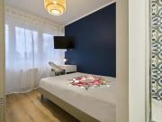 Chambre 1 LOUISE MICHEL