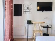 Chambre 2 JARDINIERS S